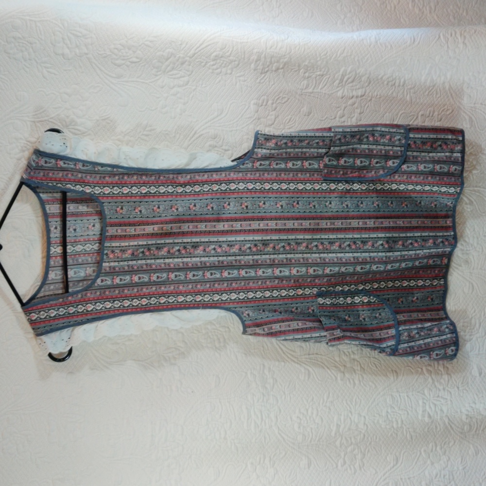 Vintage 1940 Handmade Flower Striped Apron